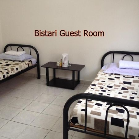 Bistari Homestay Parit Raja Uthm Екстериор снимка